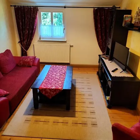 Apartment Am Zahnsborn 2 *